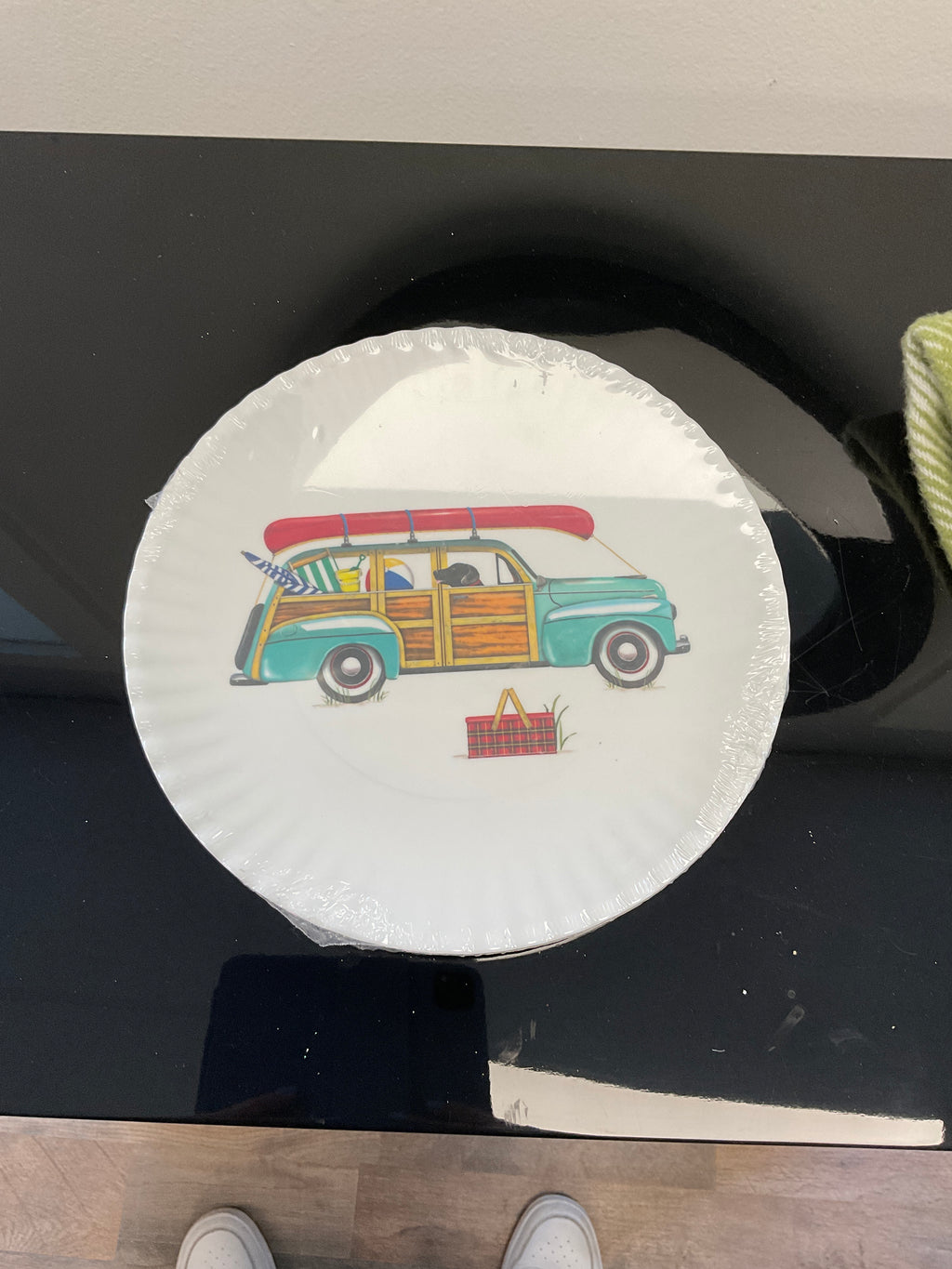 Summertime Paper Plates Set